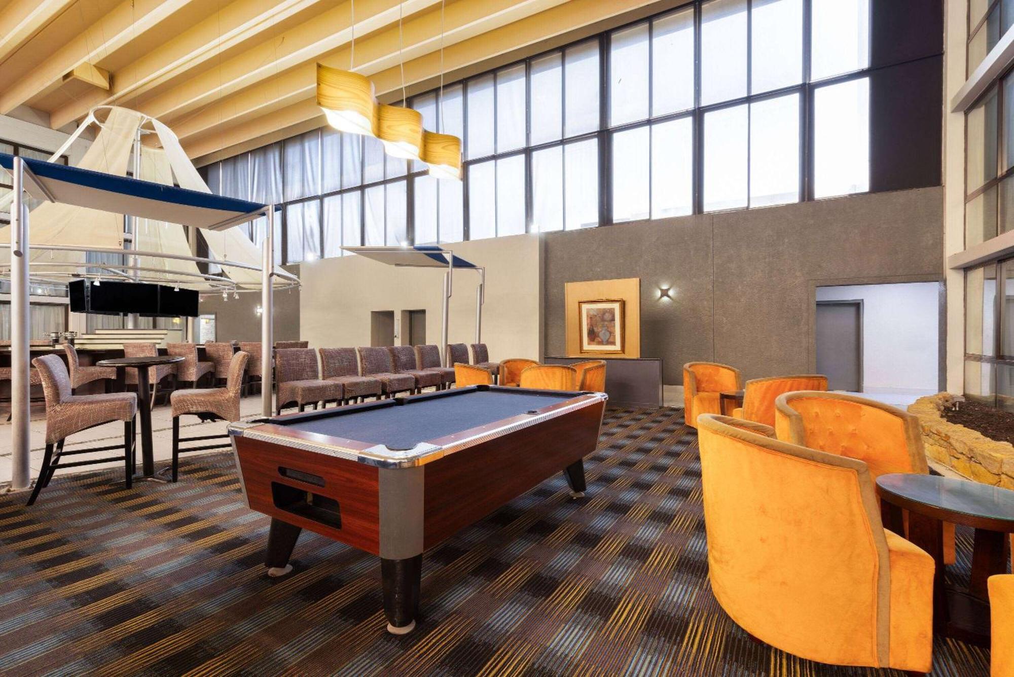 Wingate By Wyndham Kansas City Ngoại thất bức ảnh