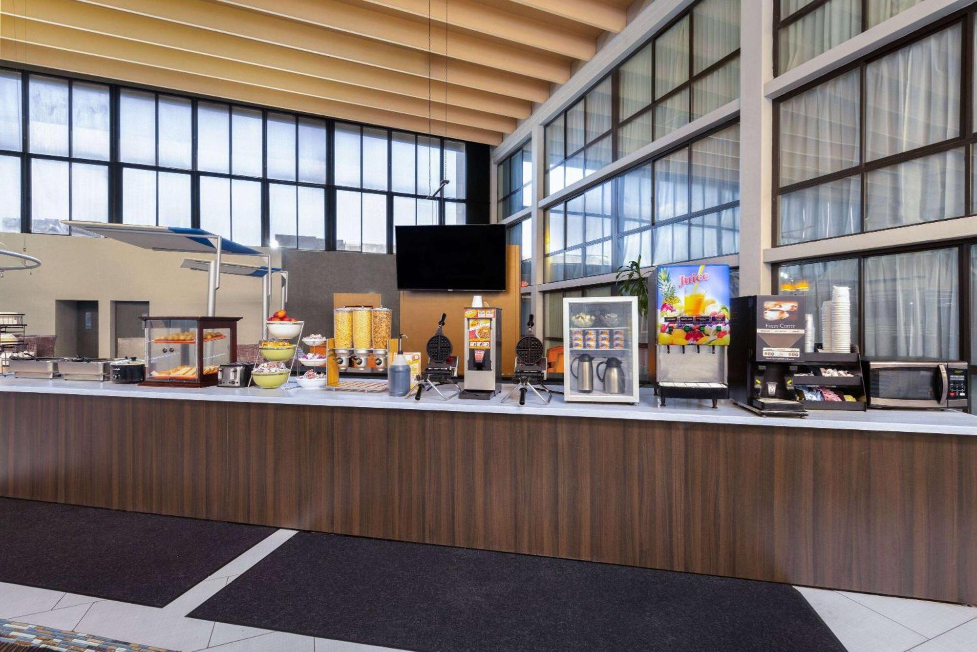 Wingate By Wyndham Kansas City Ngoại thất bức ảnh